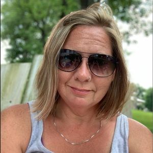 Meet your Posher, Darcie